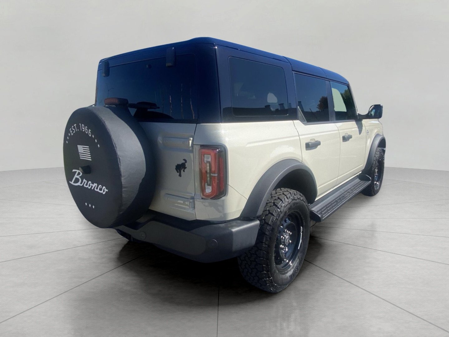 Used 2026 Ford Bronco Outer Banks w/ Black Appearance Package AWD/4WD image 16
