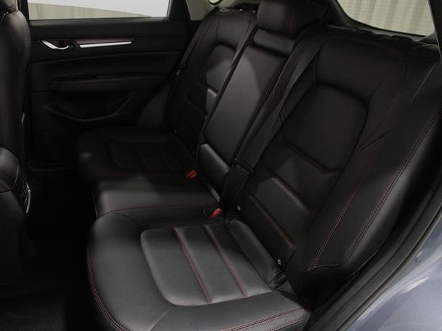 Used 2021 MAZDA CX-5 Carbon Edition image 17