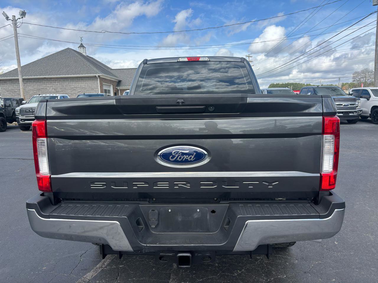Used 2017 Ford F250 XL w/ Power Equipment Group AWD/4WD image 6
