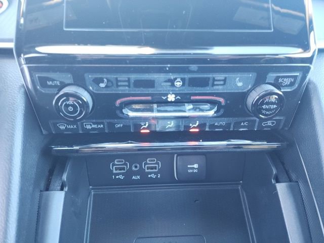 New 2025 Jeep Grand Cherokee Altitude image 4