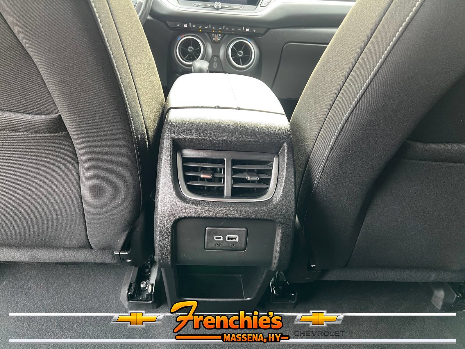 Used 2023 Chevrolet Blazer LT w/ Convenience Package AWD/4WD image 8