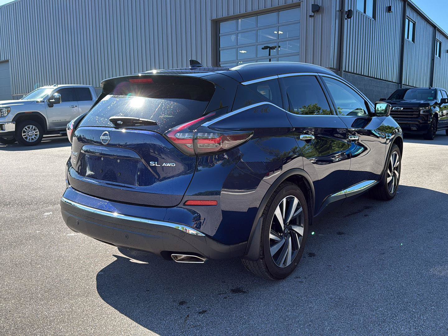 Used 2024 Nissan Murano SL AWD/4WD image 3
