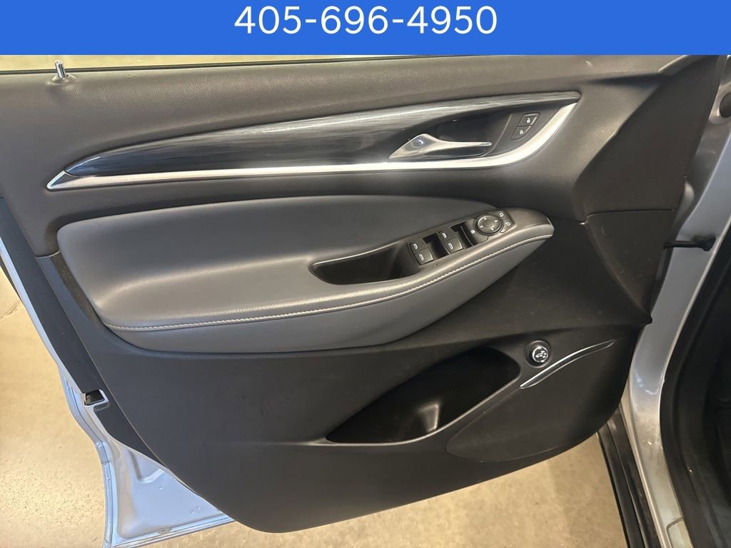 Used 2019 Buick Enclave Essence image 7