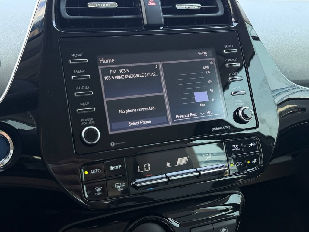 Used 2022 Toyota Prius XLE FWD image 25
