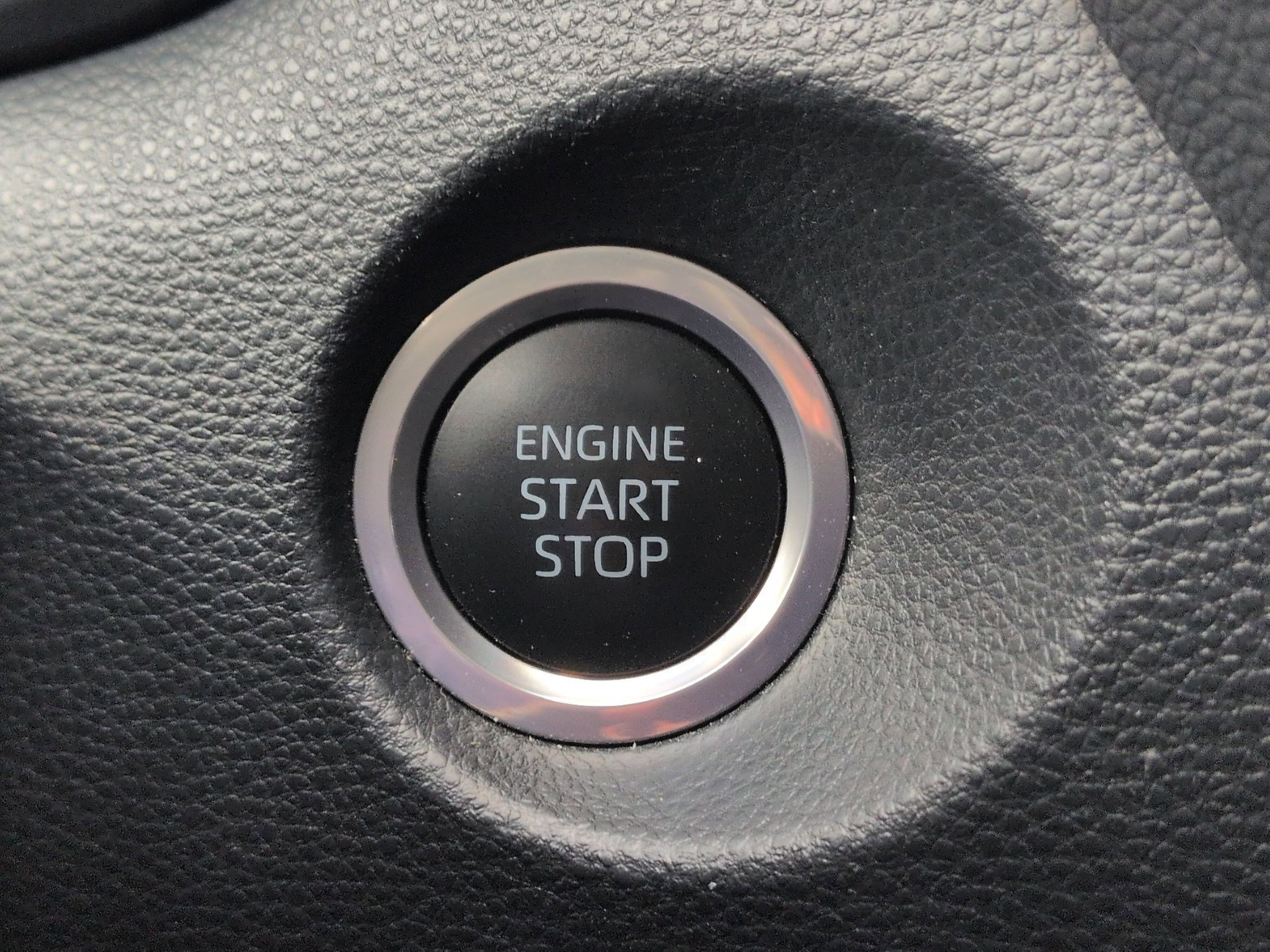 Used 2023 Toyota Corolla Cross LE w/ Moonroof Package image 23