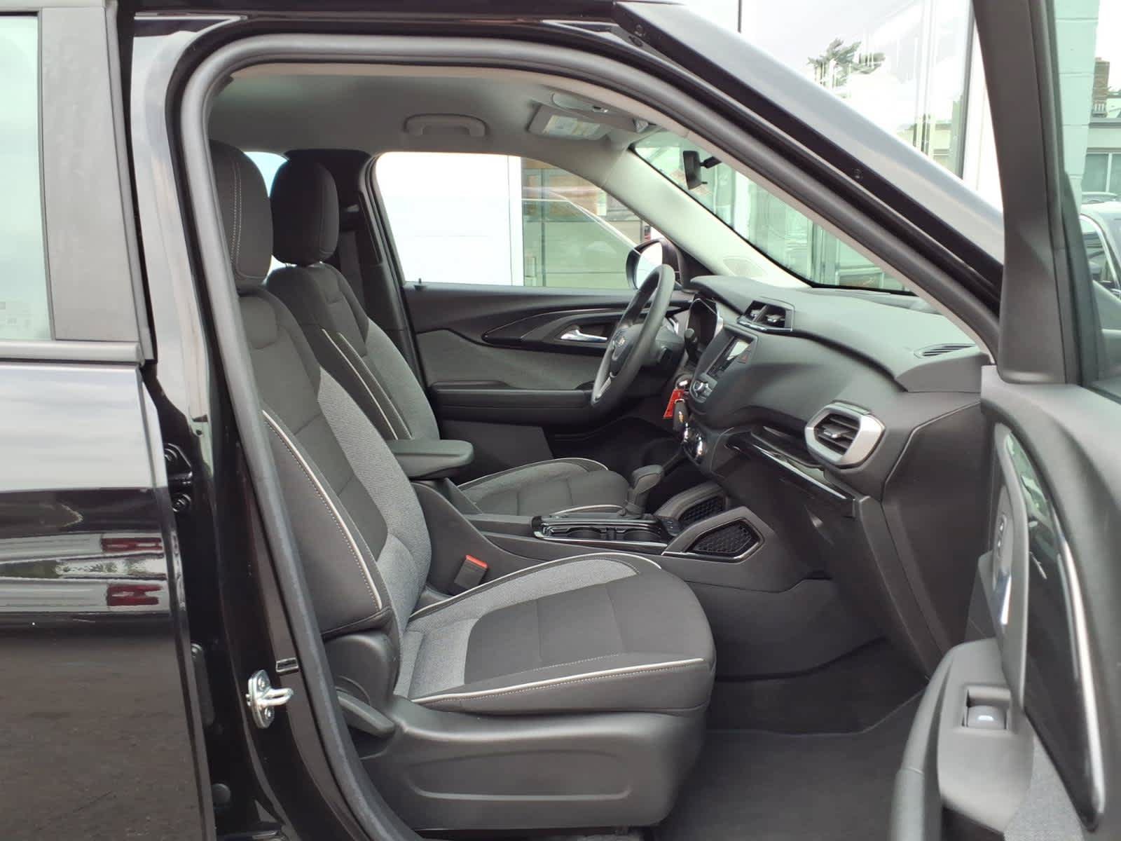 Certified 2023 Chevrolet TrailBlazer LS FWD image 20