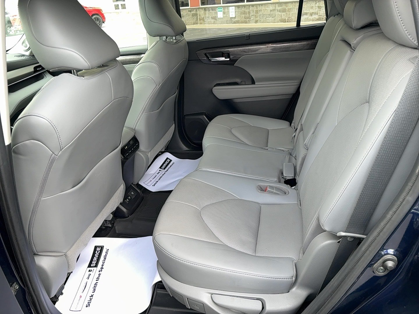 Used 2021 Toyota Highlander Limited AWD/4WD image 10