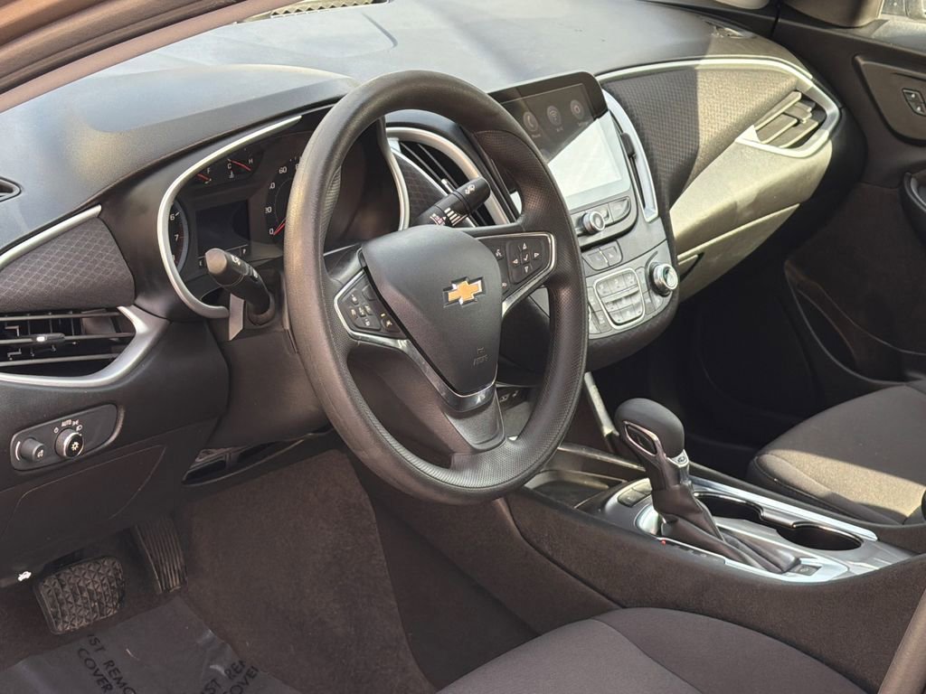 Used 2024 Chevrolet Malibu LT image 13