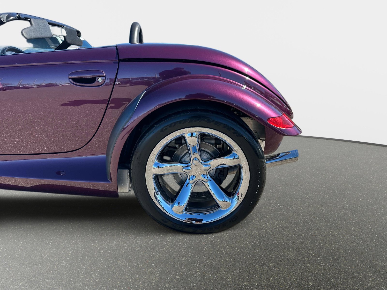 Used 1999 Plymouth Prowler image 11