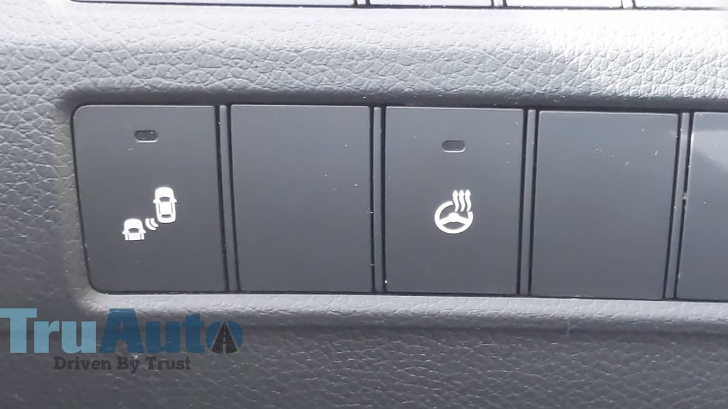 Used 2018 Hyundai Santa Fe Sport FWD image 32