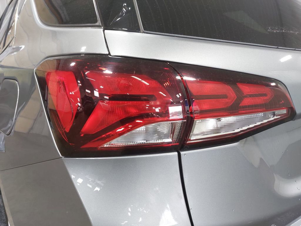 Used 2024 Chevrolet Equinox LT AWD/4WD image 34