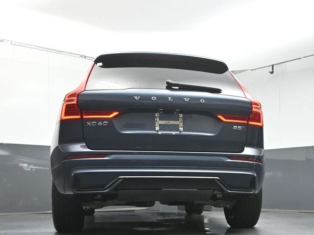 Certified 2024 Volvo XC60 B5 Core AWD/4WD image 38