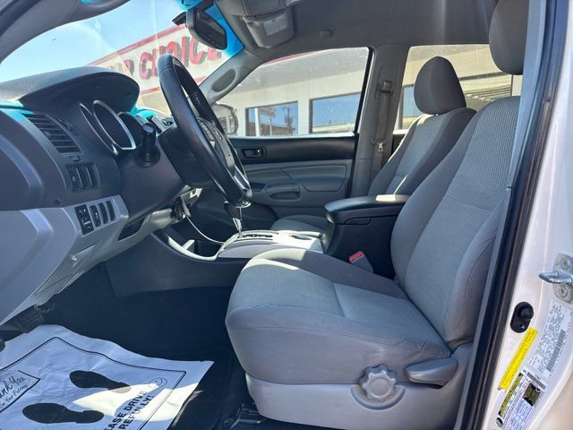 Used 2012 Toyota Tacoma PreRunner w/ SR5 Pkg RWD image 23