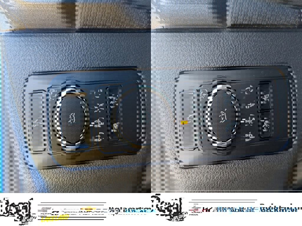 Used 2025 Ford Bronco Sport Outer Banks w/ Outer Banks Tech Package+ image 24