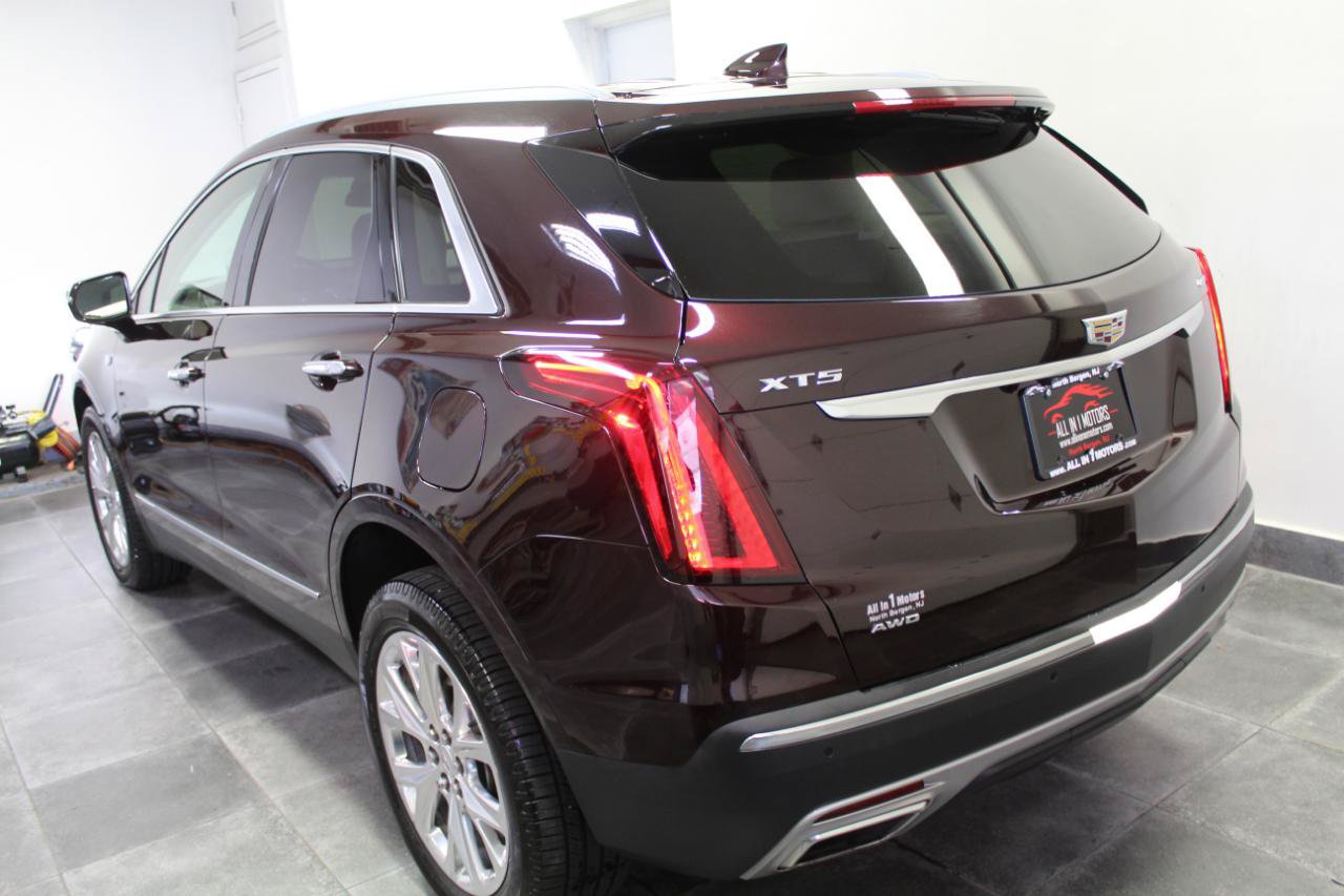 Used 2020 Cadillac XT5 Premium Luxury AWD/4WD image 4