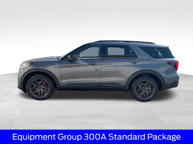 New 2026 Ford Explorer ST-Line w/ ST-Line Street Pack AWD/4WD image 2