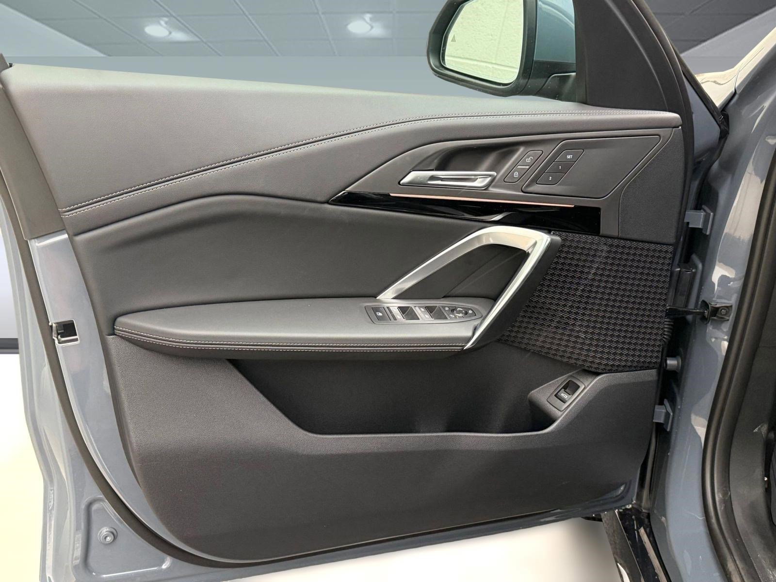 Used 2026 BMW X1 xDrive28i image 19