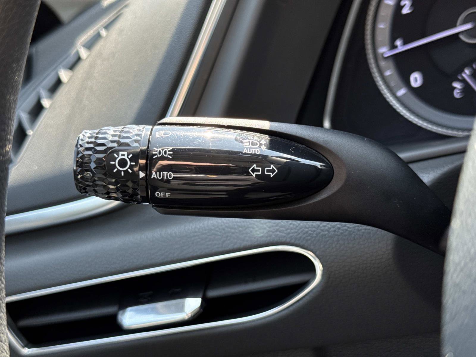 Used 2023 Hyundai Sonata SEL image 9