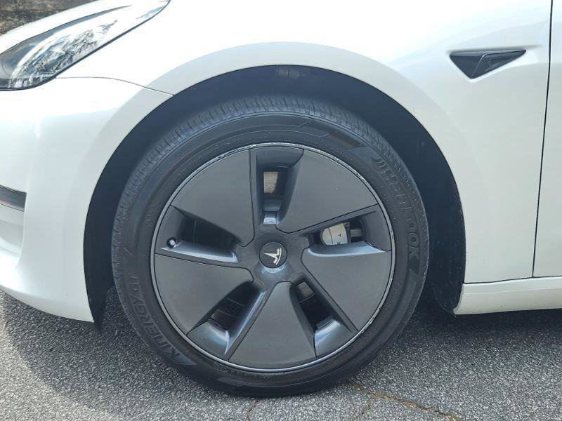 Used 2023 Tesla Model 3 Standard Range RWD image 17