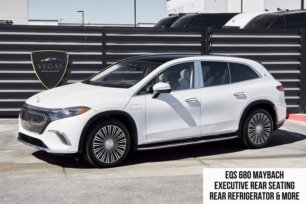 Used 2025 Mercedes-Benz Maybach EQS 680 4MATIC image 1