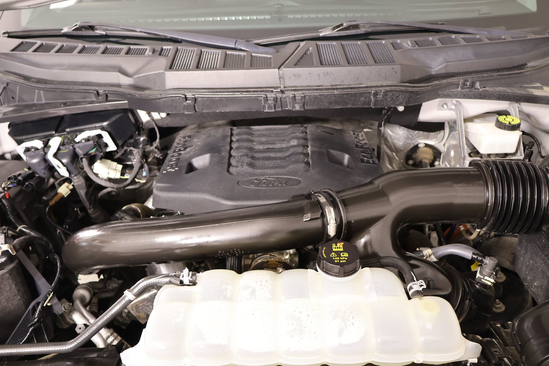 Used 2023 Ford F150 Lariat AWD/4WD image 21