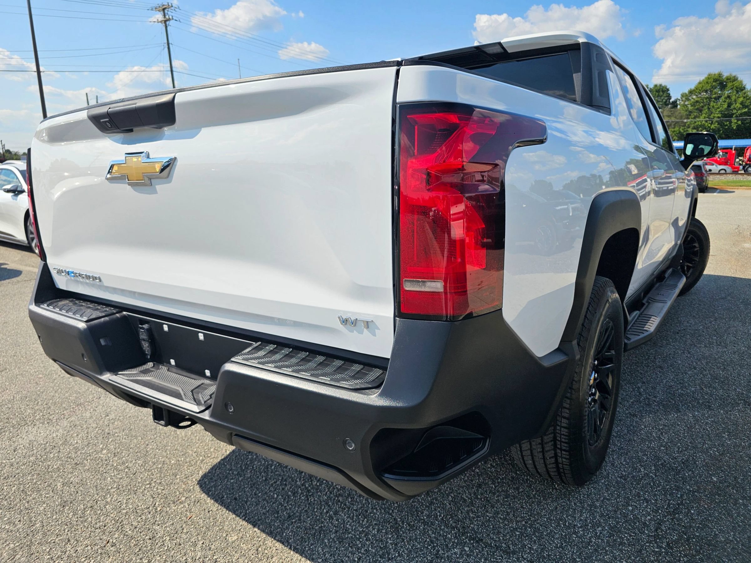Used 2024 Chevrolet Silverado EV W/T AWD/4WD image 5