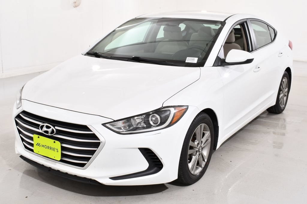 Used 2018 Hyundai Elantra SEL w/ Cargo Package FWD image 2