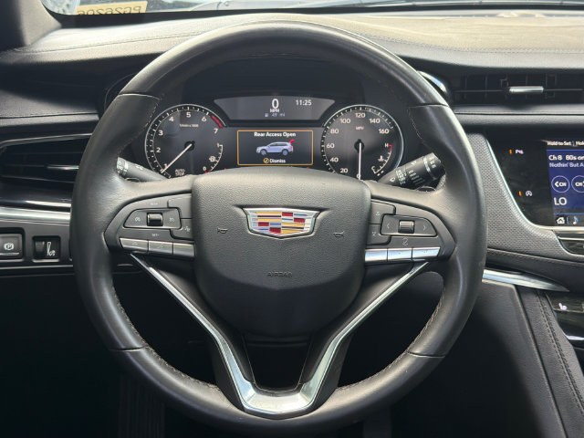 Certified 2024 Cadillac XT6 Luxury w/ LPO, Floor Liner Package AWD/4WD image 24
