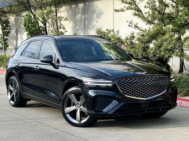 Used 2025 Genesis GV70 3.5T Sport w/ Sport Prestige Package AWD/4WD image 2