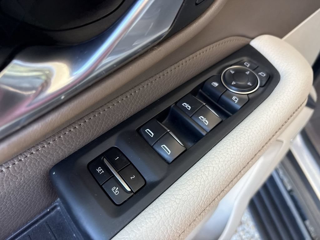 Certified 2021 GMC Yukon Denali w/ Denali Premium Package AWD/4WD image 24