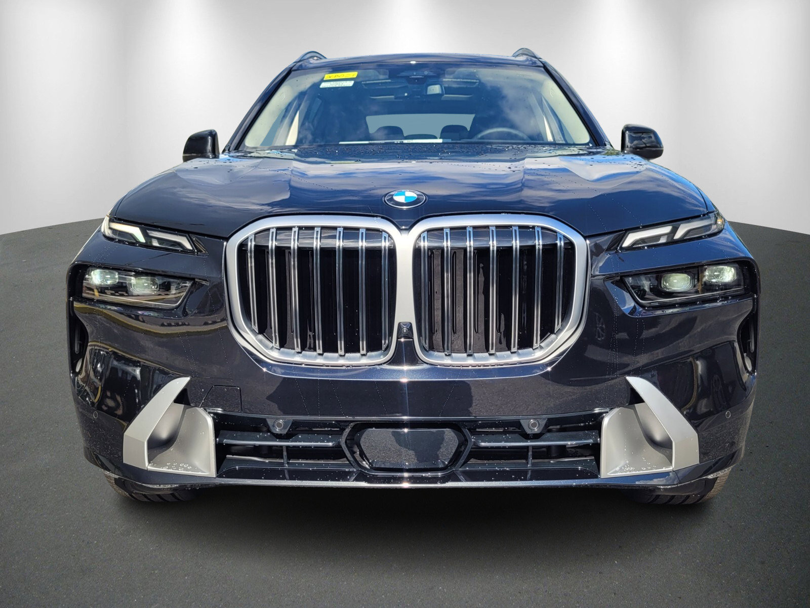 New 2026 BMW X7 xDrive40i image 2