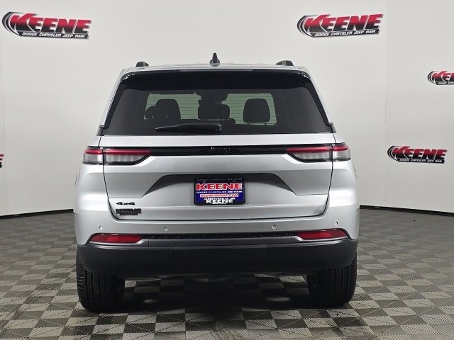 New 2026 Jeep Grand Cherokee Limited image 9