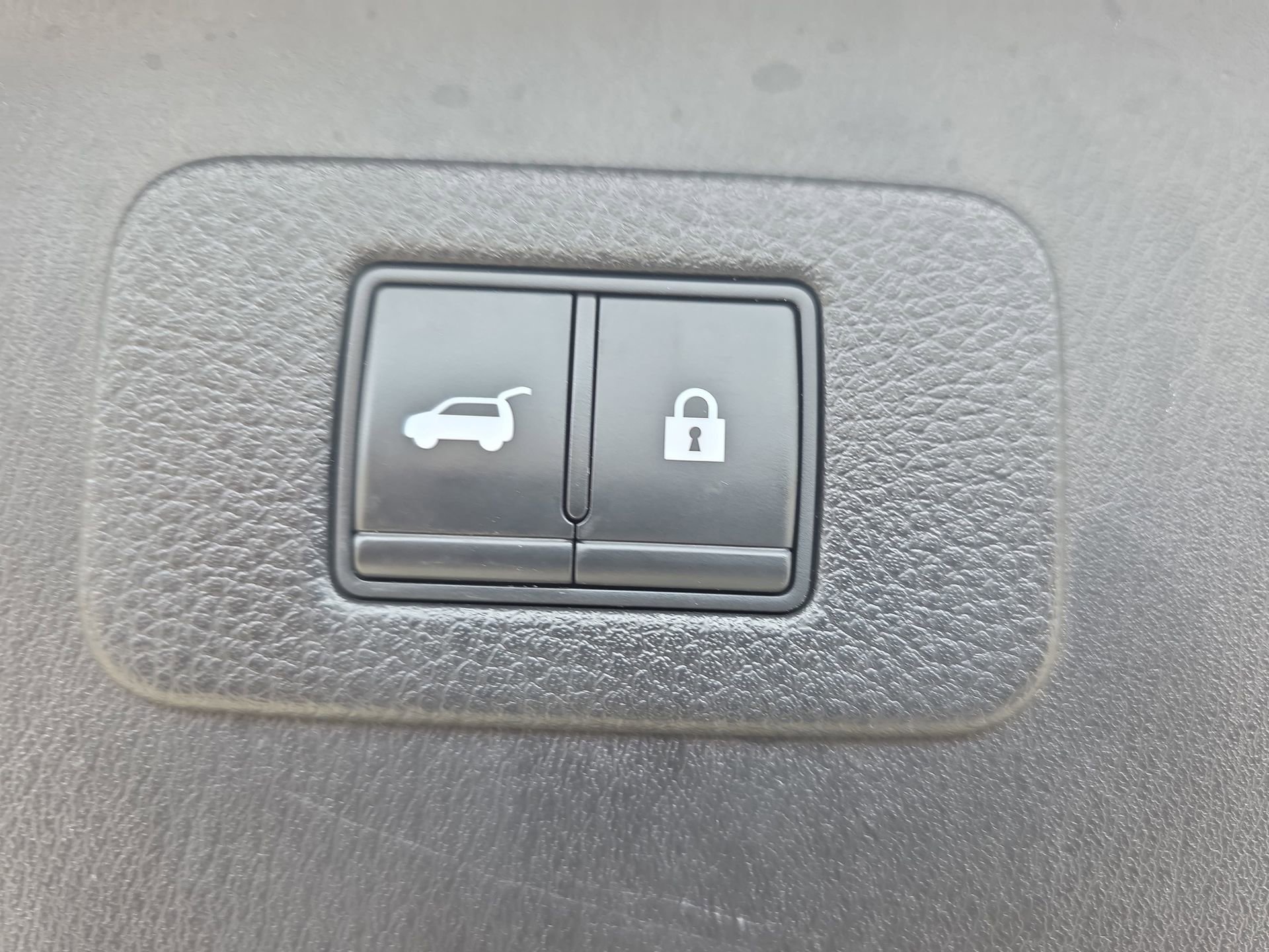 Used 2021 Nissan Armada SL w/ Midnight Edition Package AWD/4WD image 13