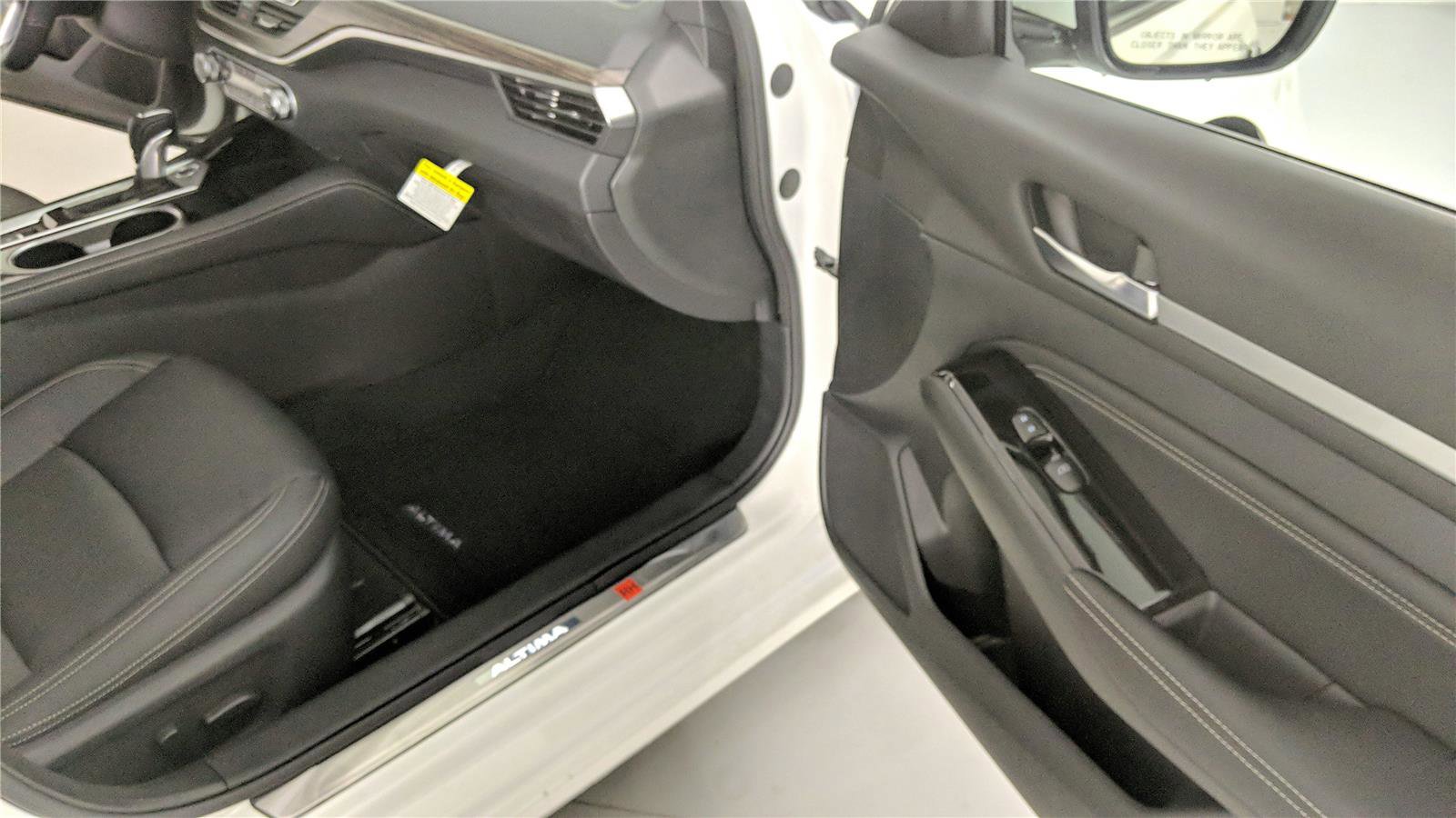 Used 2021 Nissan Altima 2.5 SL FWD image 25
