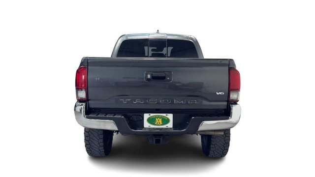 Used 2020 Toyota Tacoma SR5 RWD image 3