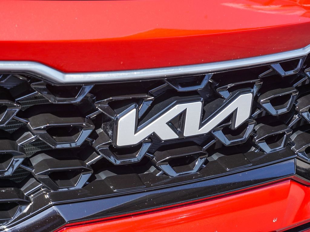 Certified 2022 Kia Sorento S FWD image 12