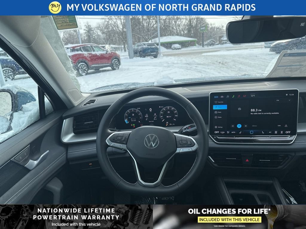 New 2026 Volkswagen Tiguan SE image 16