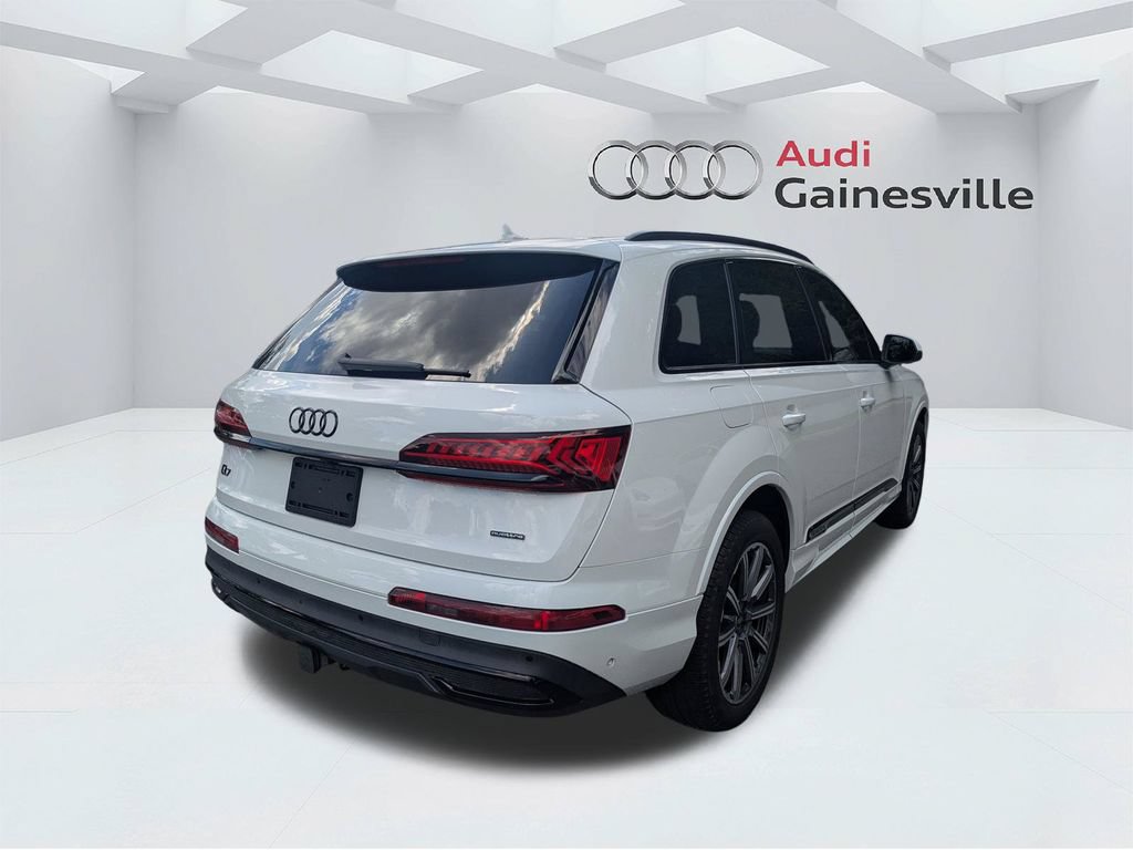Used 2023 Audi Q7 2.0T Premium Plus w/ Premium Plus Package AWD/4WD image 4
