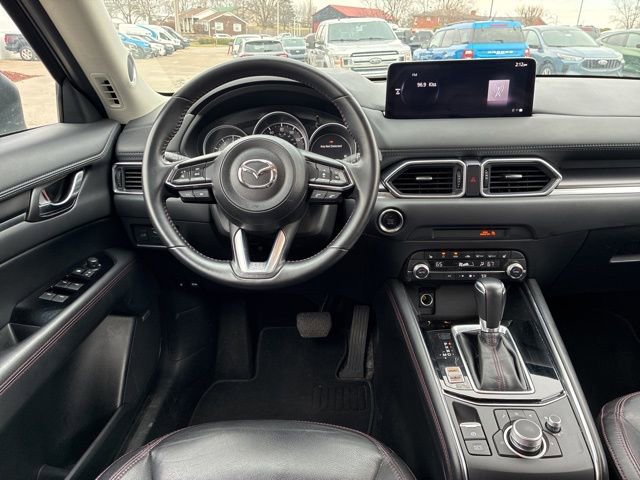 Used 2024 MAZDA CX-5 Carbon Edition image 16