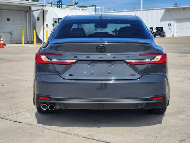 Used 2025 Toyota Camry SE w/ Convenience Package image 6