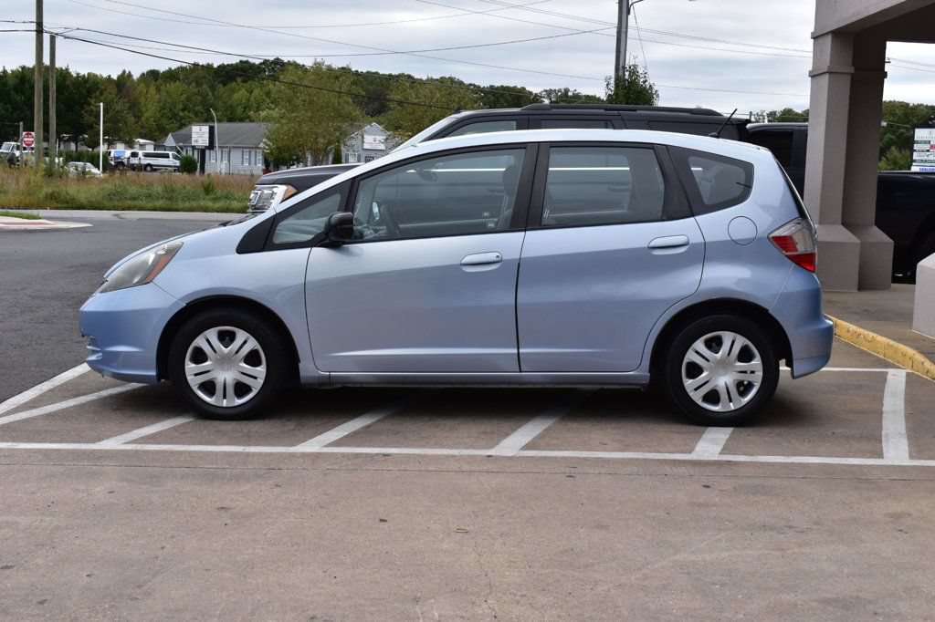 Used 2010 Honda Fit image 5