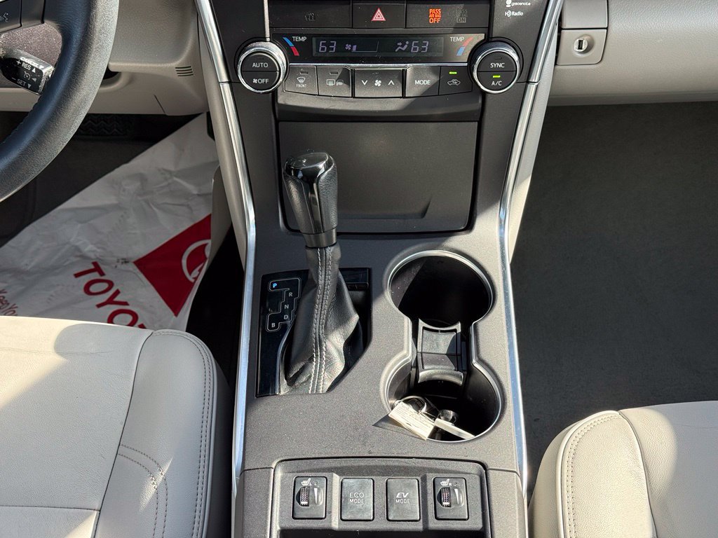 Used 2016 Toyota Camry XLE w/ Moonroof Package FWD image 27