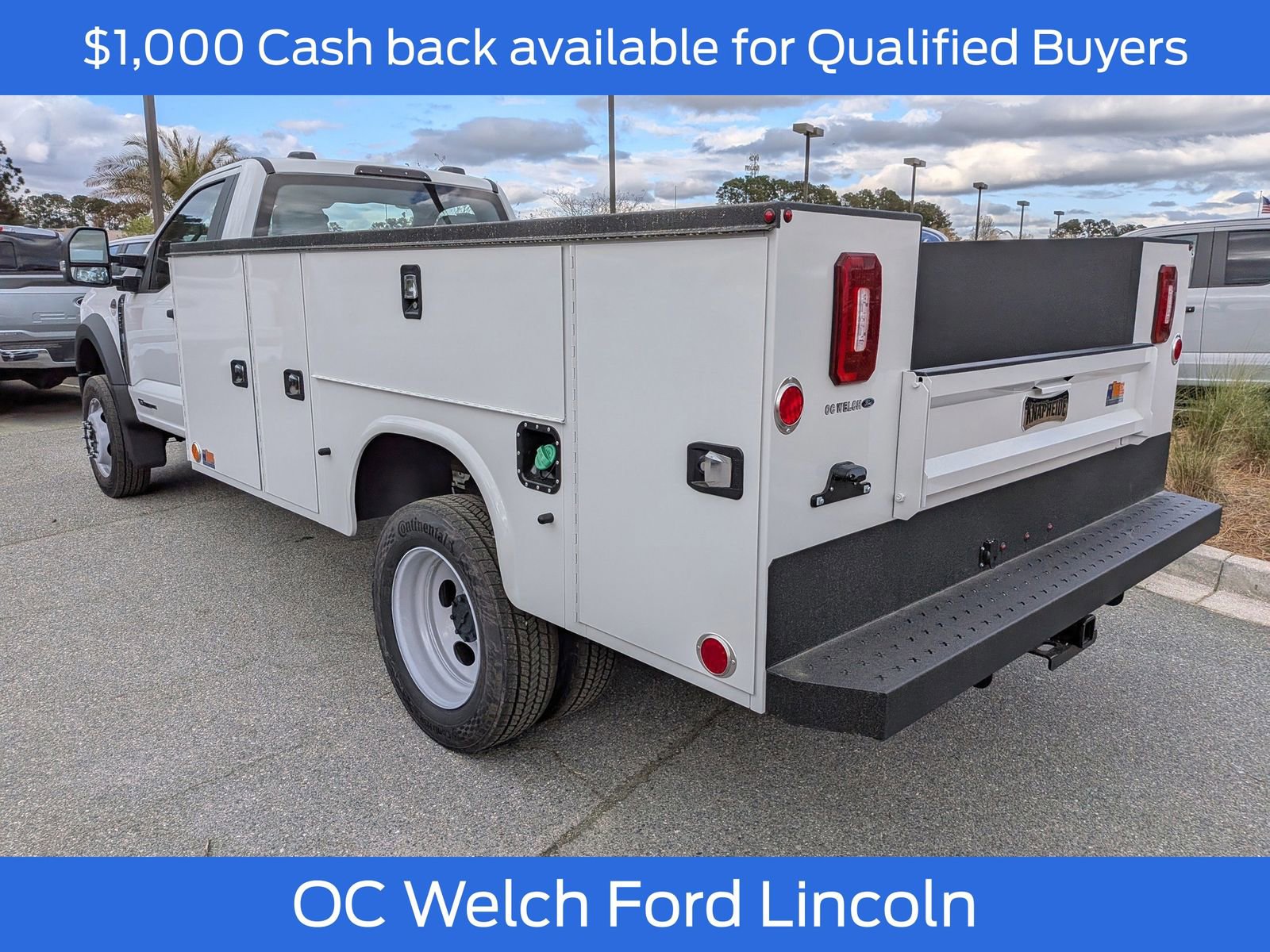 New 2026 Ford F550 4x4 Regular Cab Super Duty w/ XL Chrome Package image 4