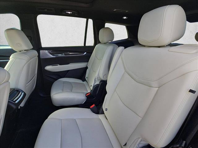Used 2023 Cadillac XT6 Sport w/ Technology Package AWD/4WD image 19