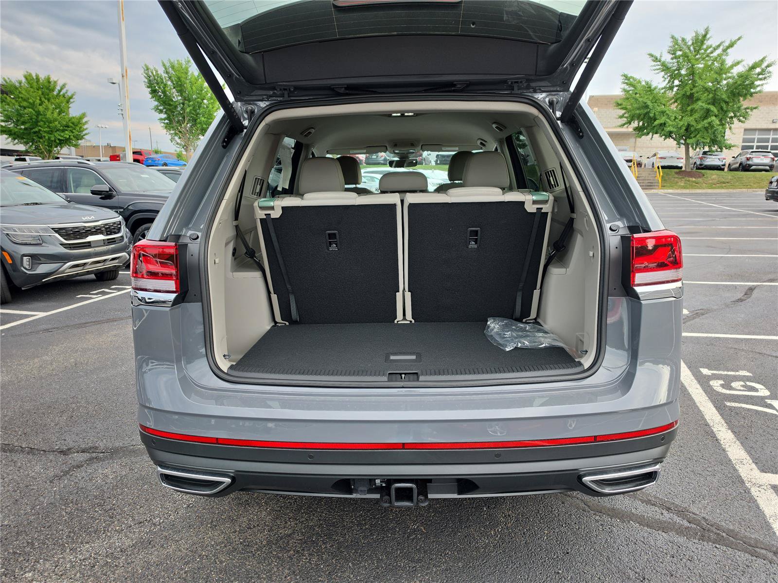 New 2026 Volkswagen Atlas SE AWD/4WD image 5