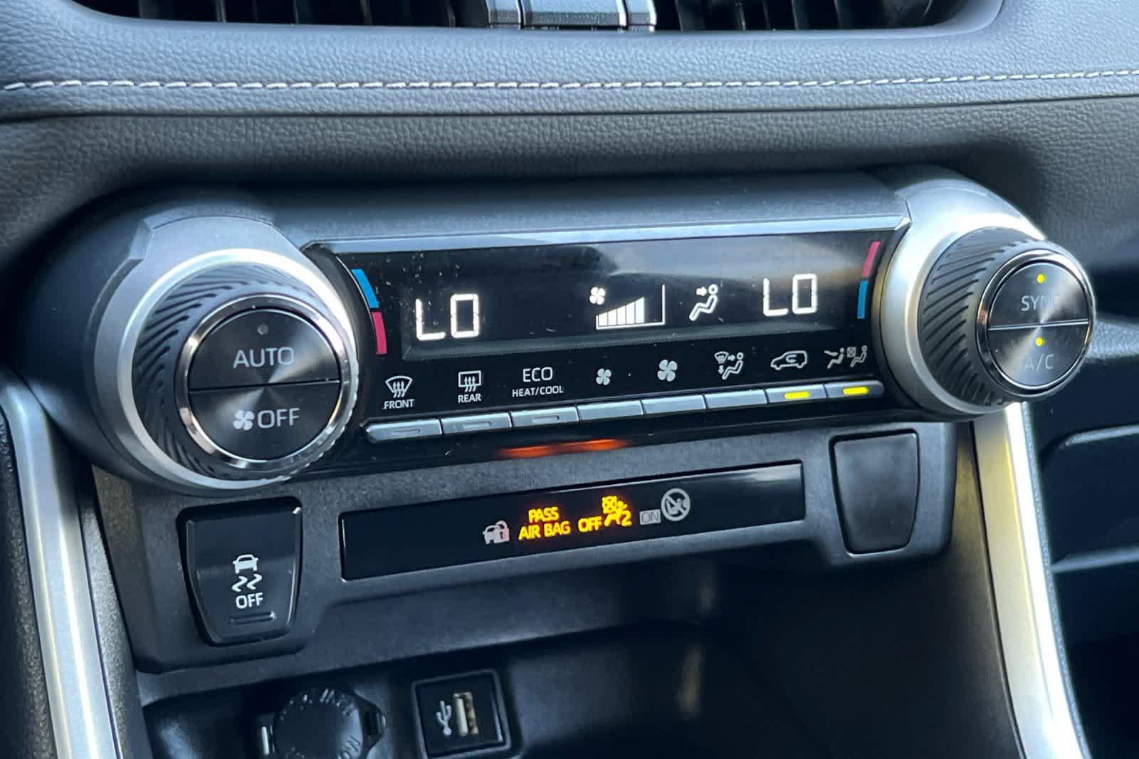Certified 2024 Toyota RAV4 LE AWD/4WD image 22