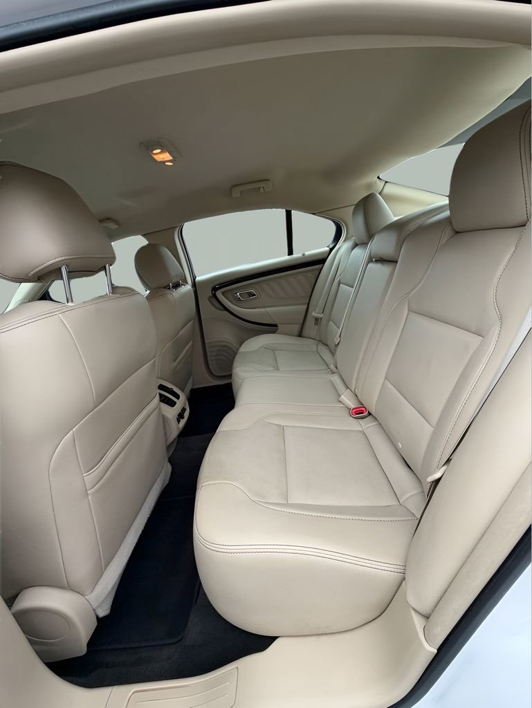 Used 2016 Ford Taurus Limited w/ Equipment Group 301A AWD/4WD image 14