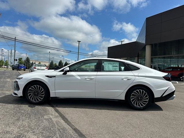 Certified 2024 Hyundai Sonata SEL image 2