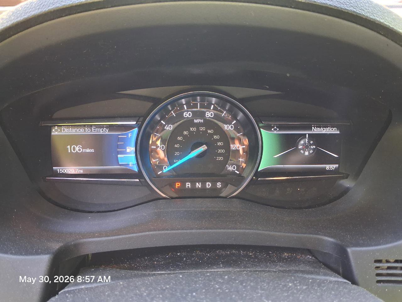 Used 2017 Ford Explorer XLT w/ Equipment Group 202A AWD/4WD image 16