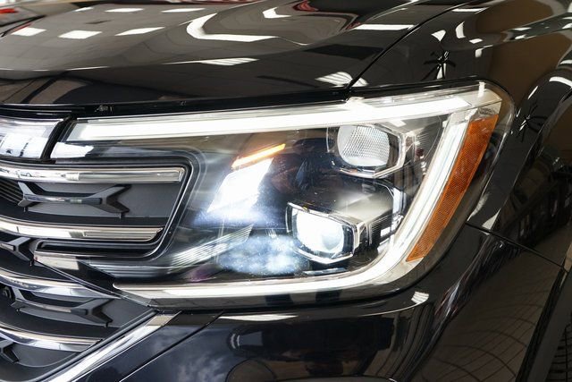 Used 2024 Volkswagen Atlas SE image 25